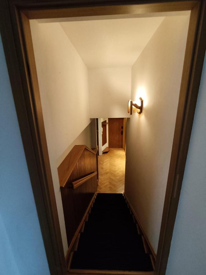 Classic Apartament Metro Kabaty ワルシャワ エクステリア 写真